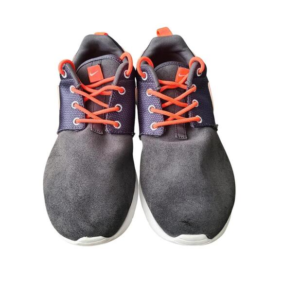 Nike Roshe Run Sneakers - Stylish Comfort Youth 5Y - Picture 2 of 8